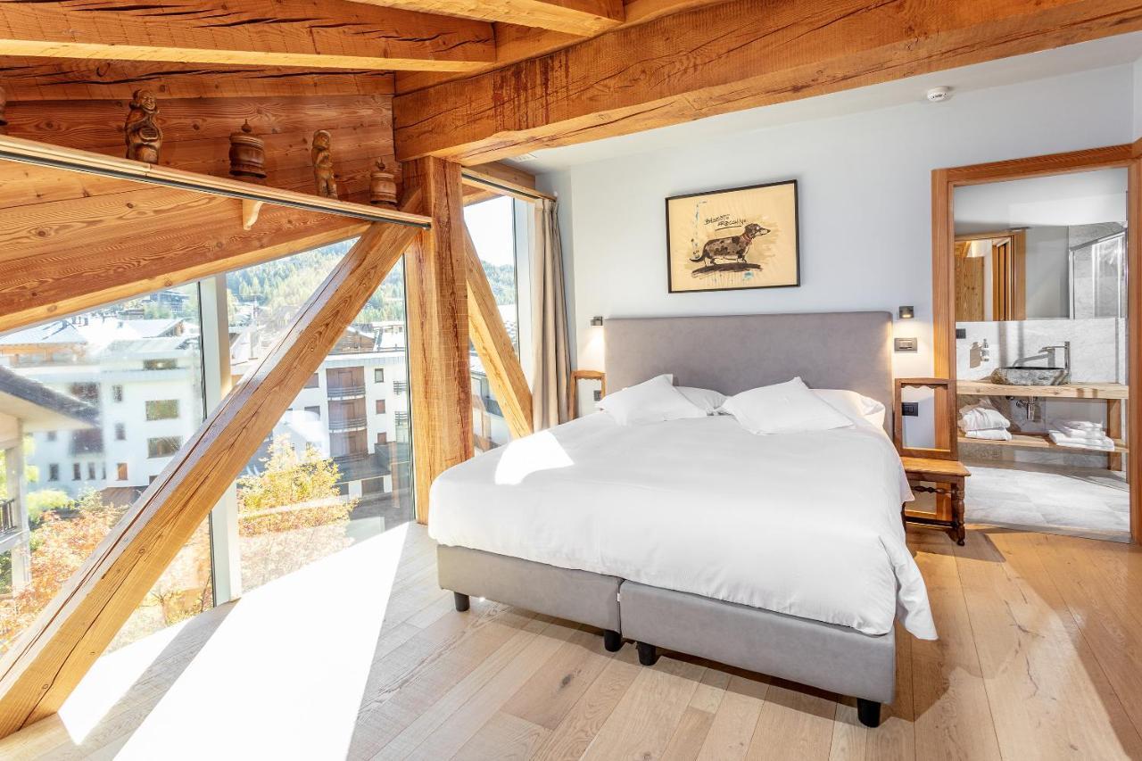 Aux Pieds Du Roi - Suite & Spa Breuil-Cervinia Exterior photo