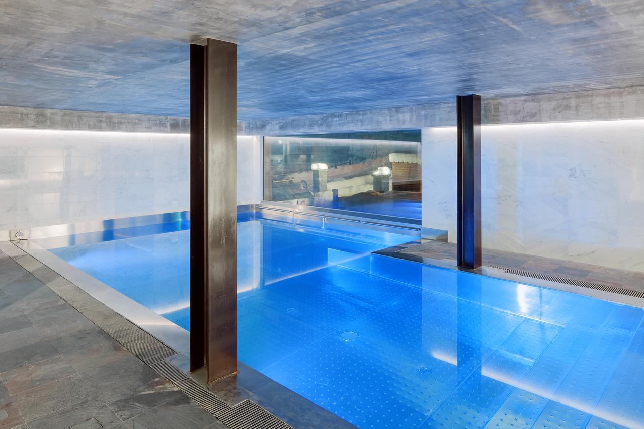 Aux Pieds Du Roi - Suite & Spa Breuil-Cervinia Exterior photo